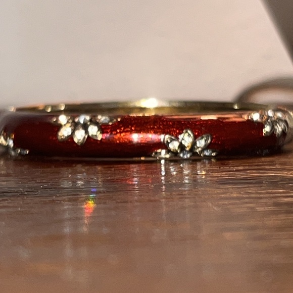 Rust red gold floral cuff metal bracelet bangle women’s fashion jewelry - Picture 3 of 13